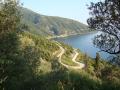 �����